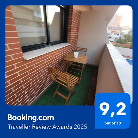 Elegante Piso Con Terraza, Garaje, Piscina Y Ac Lägenhet